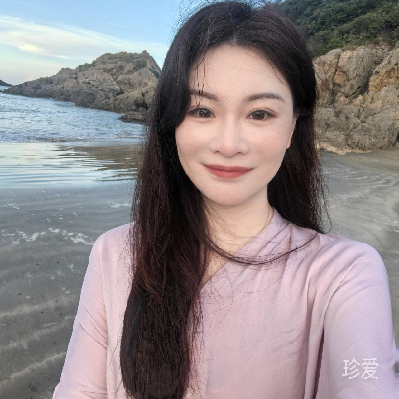 火车载着梨花跑