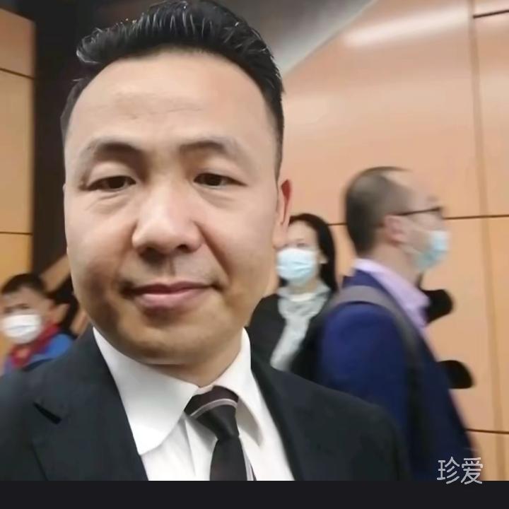 何泽诚