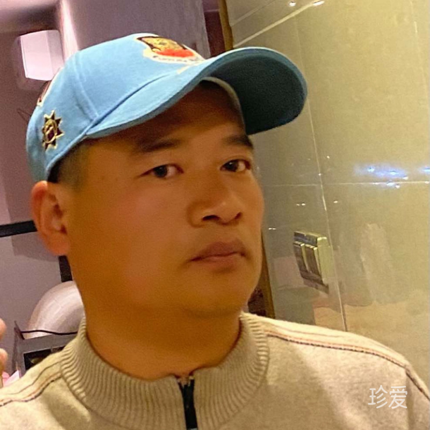 相逢何必曾相識