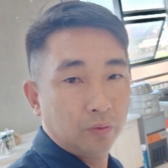 訴说悲伤的微笑