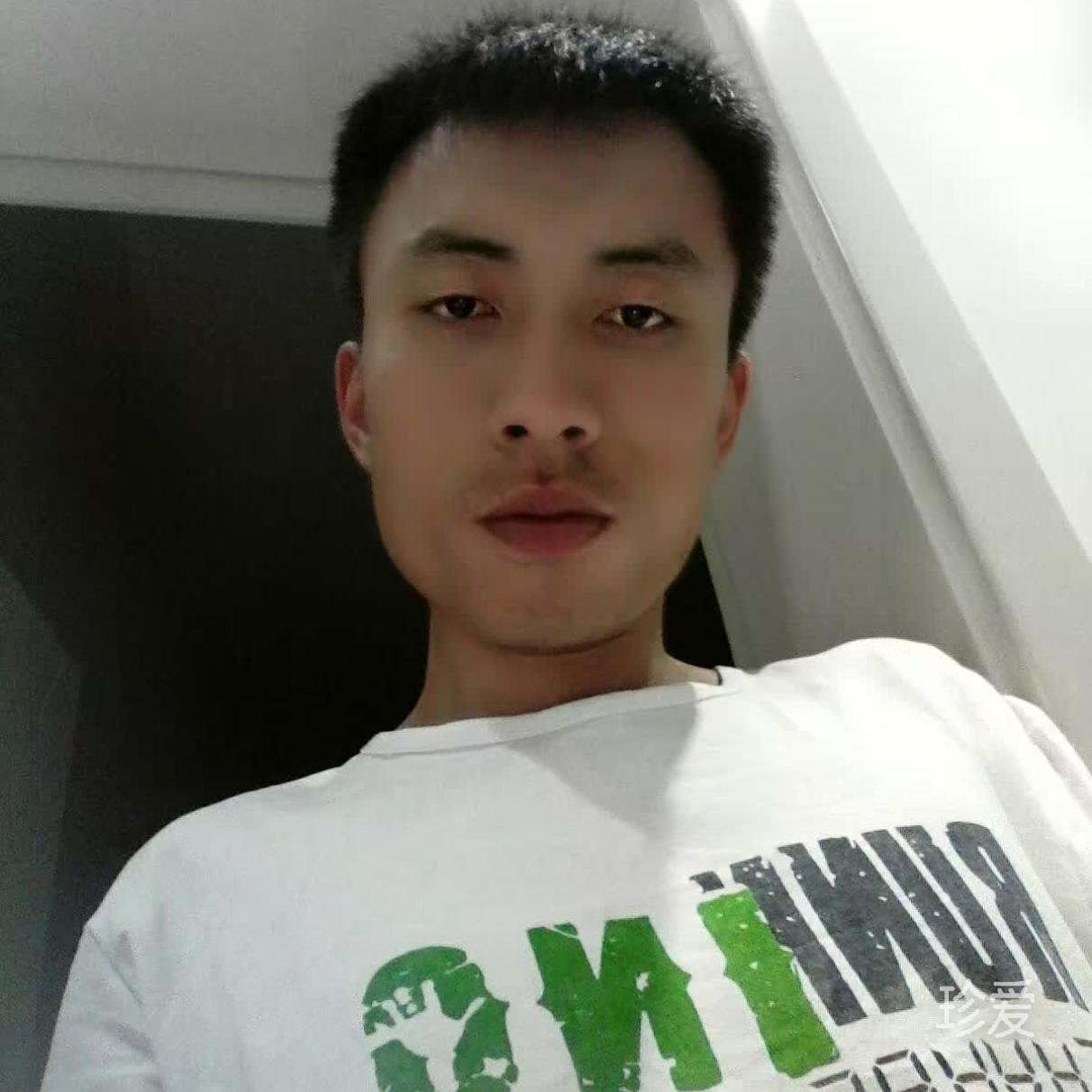 小樓一夜聽春雨