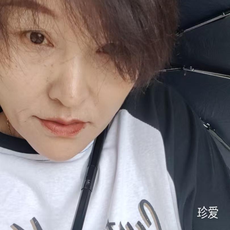 小阿丽
