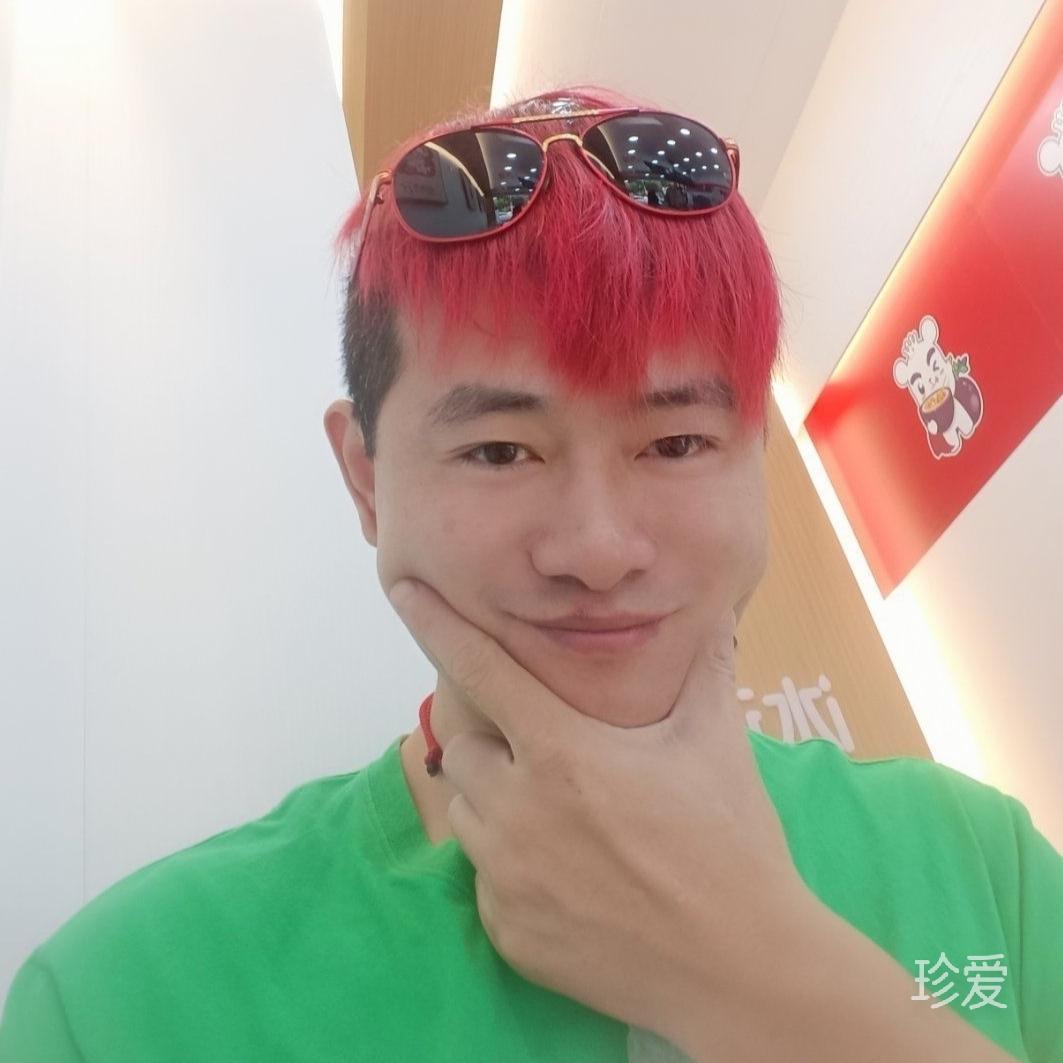 会飞的欣云