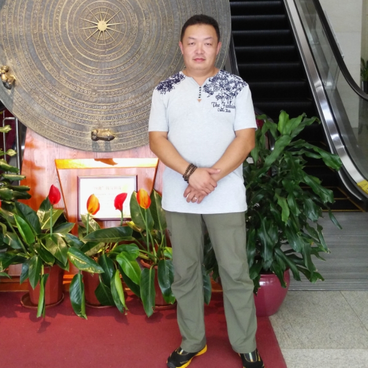 相逢何必曾相識