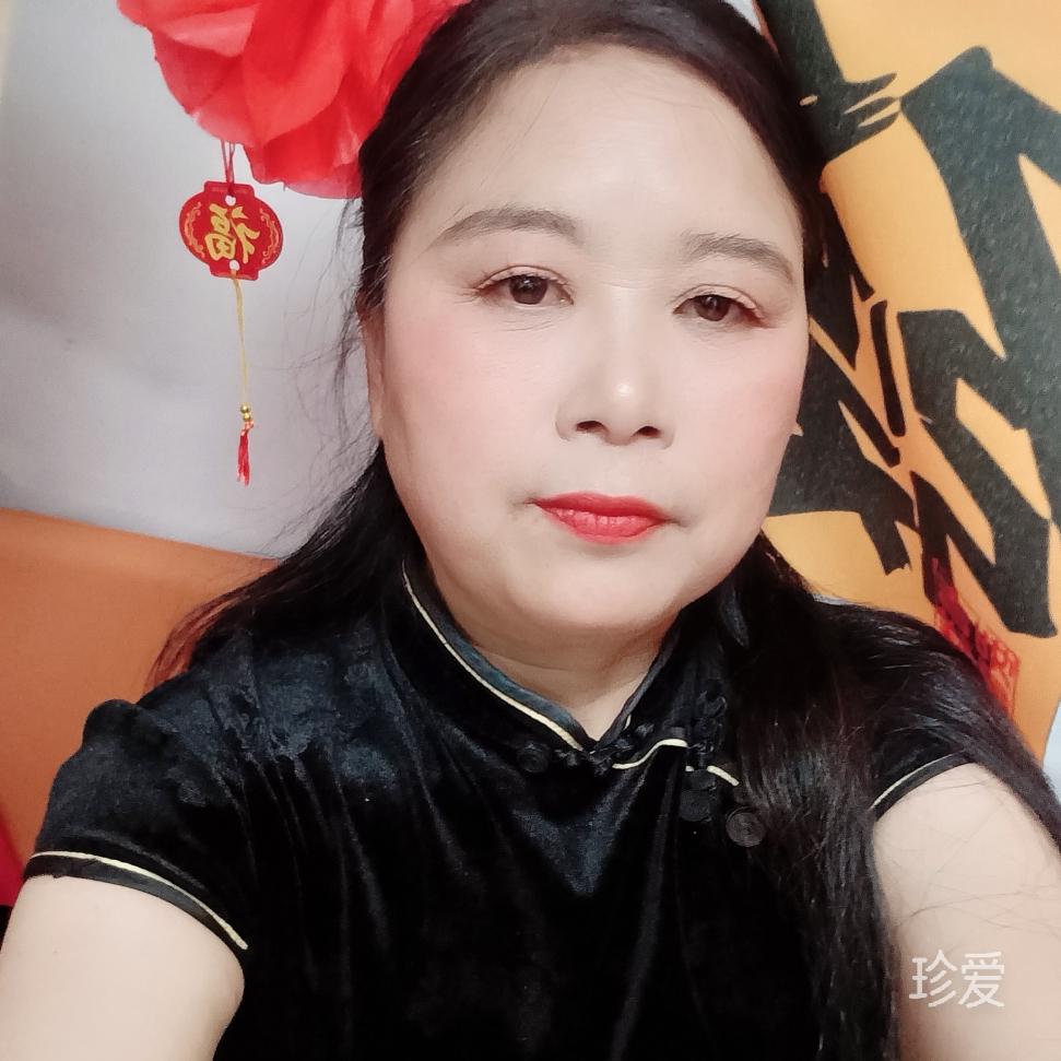 傲雪寒梅独自开