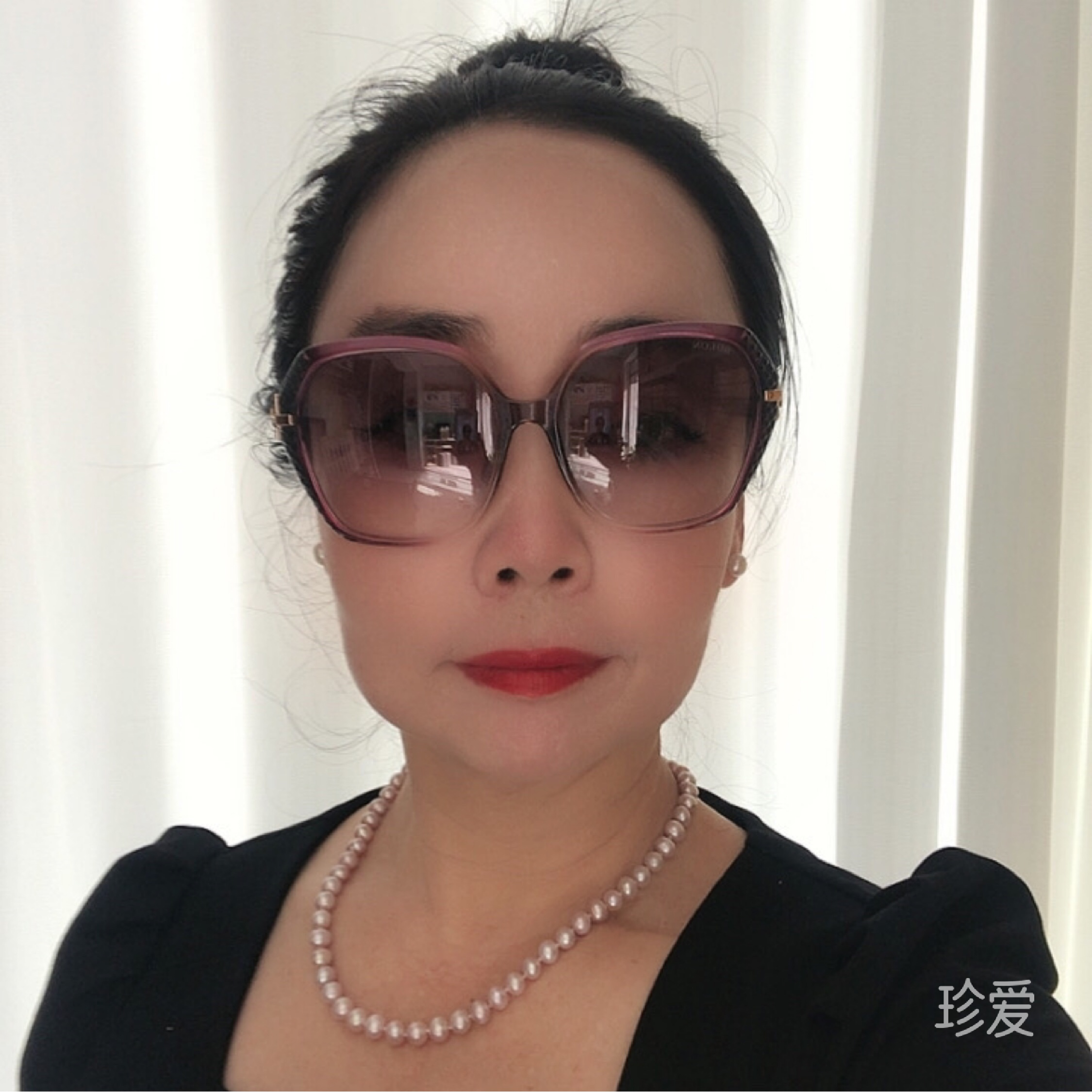 用笑宣泄伤悲