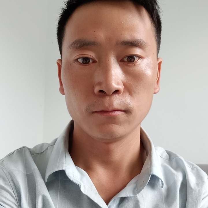 湯國(guó)衛(wèi)