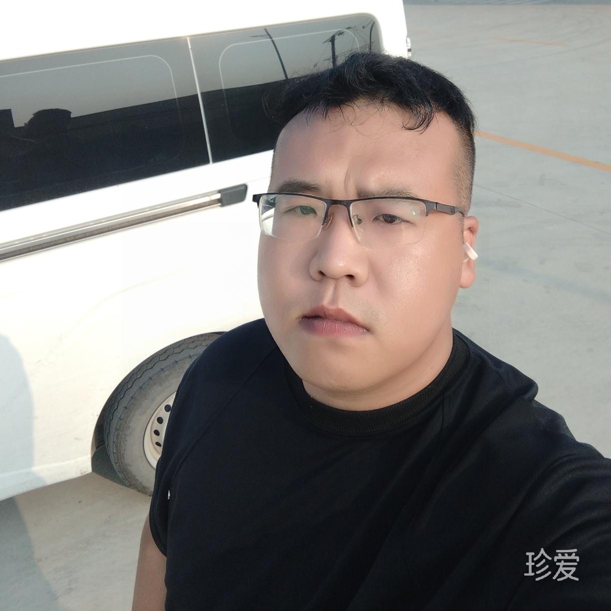 孤独的胖子