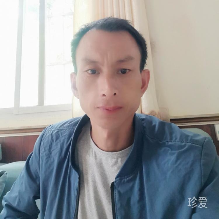 一個(gè)轉(zhuǎn)身的距離