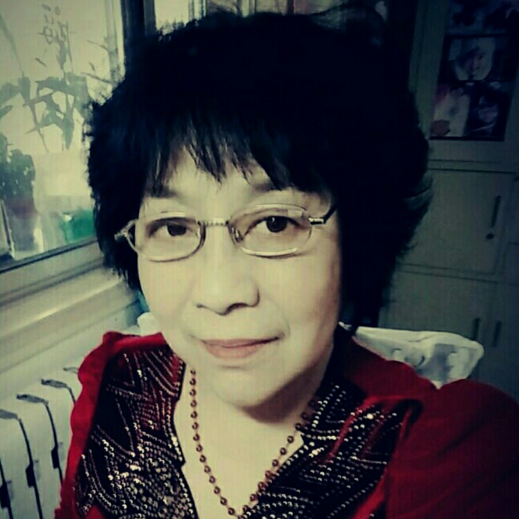 風(fēng)雨中的玫瑰