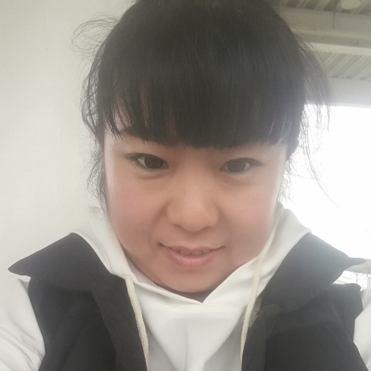 郁葭
