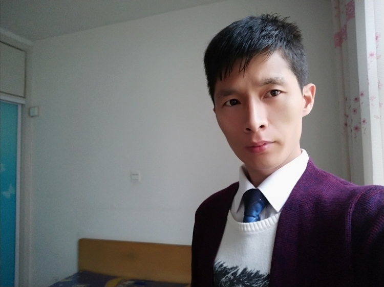 低調(diào)的石頭