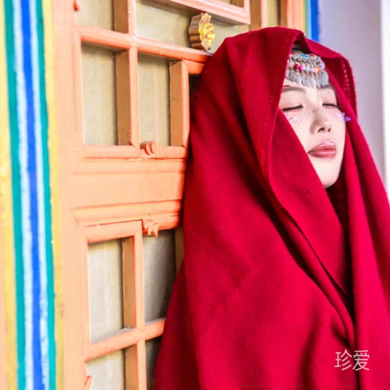 香初裳舞