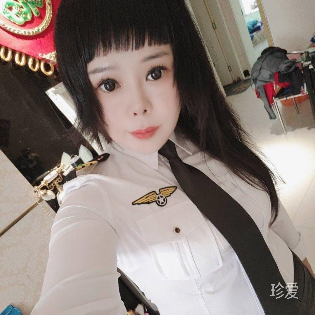 月光下的白狐