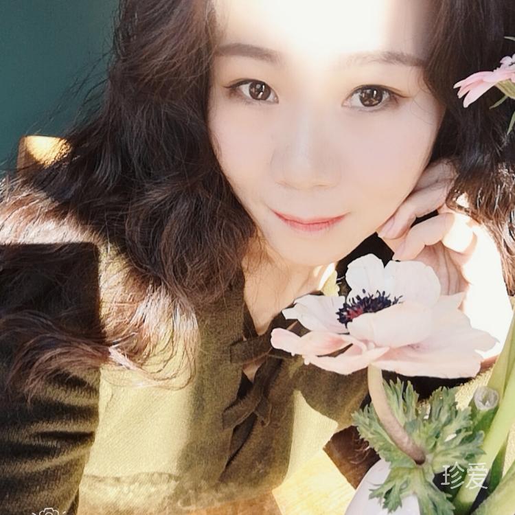 再看我就把你喝掉