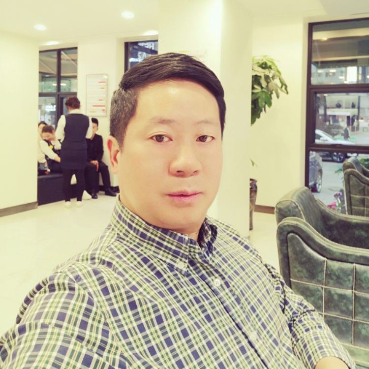 攜手同行人生路