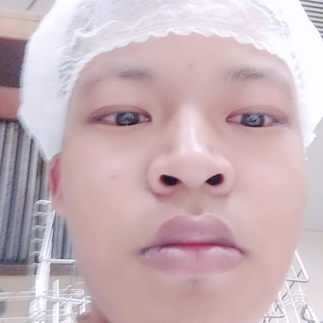 醉卧水云间