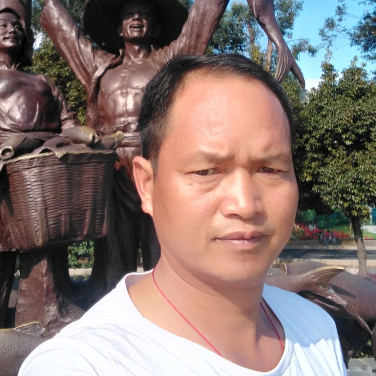 只能靠自己生活