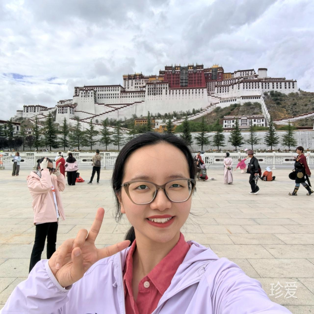 绿儿青青