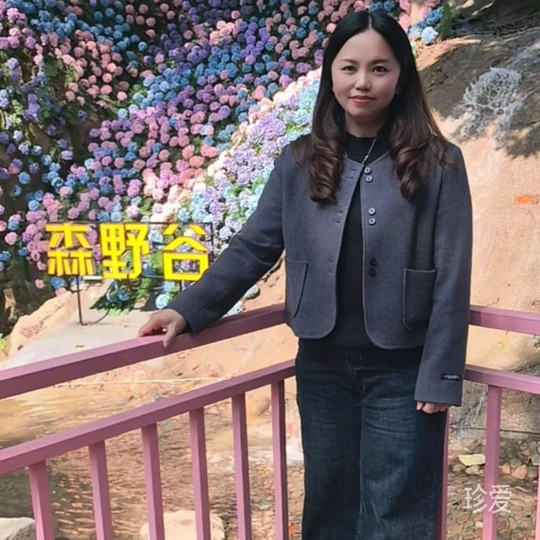 月色漫檐