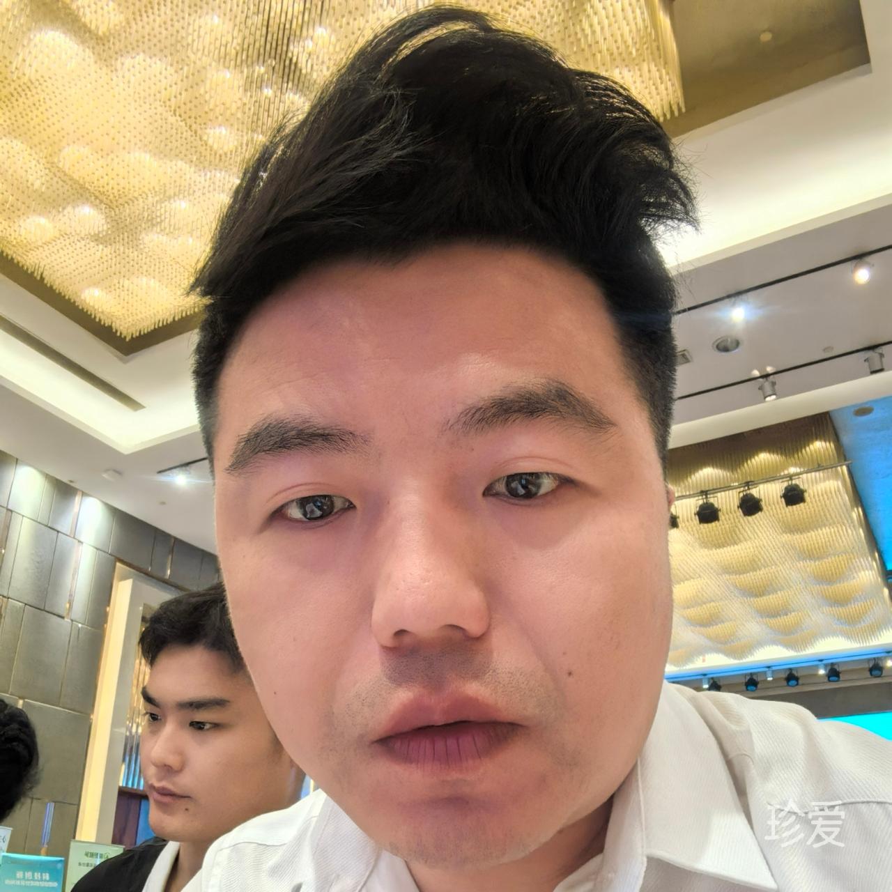 牽著事業(yè)看前程