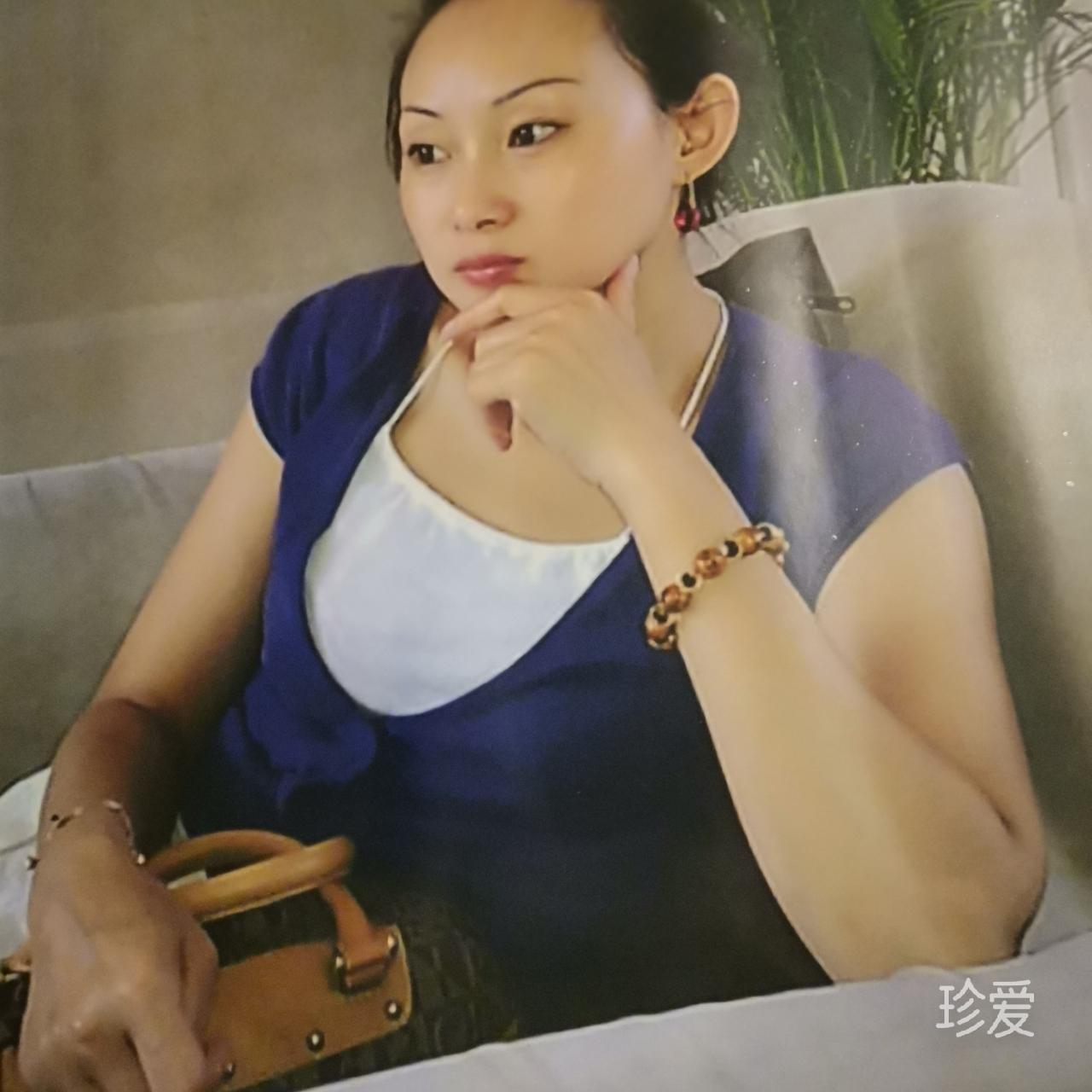 太阳刺眼旳光芒