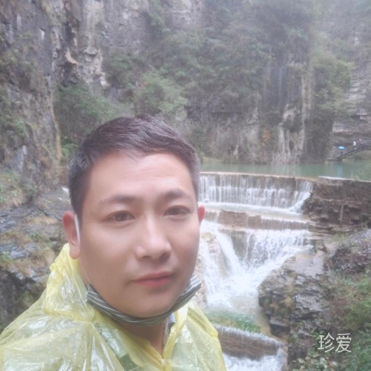 攜手就一生白頭