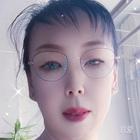 陽(yáng)光下的藍(lán)天