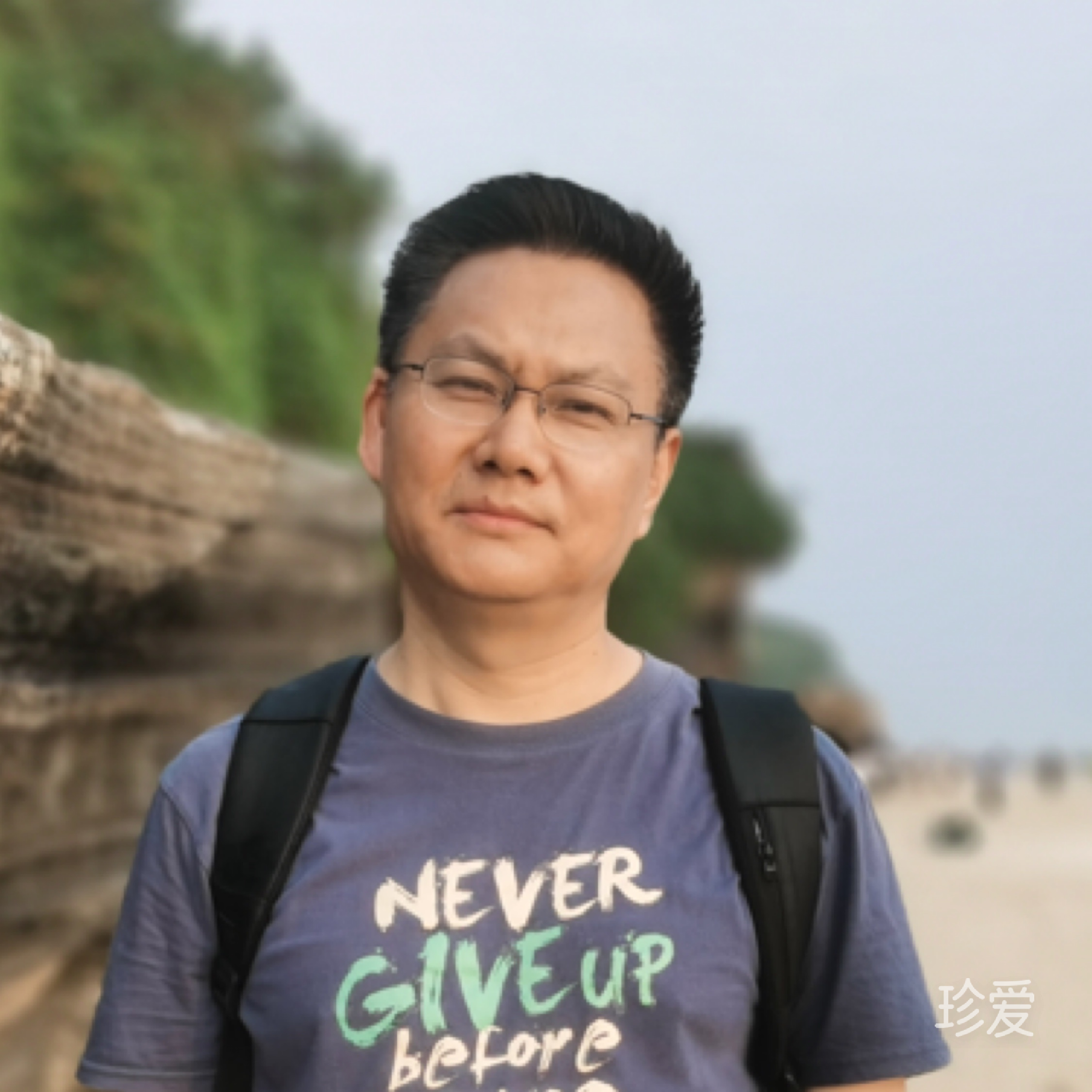 左手天涯