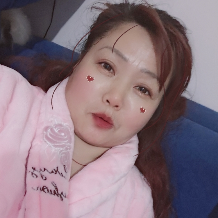 就像荒漠開出寂寞