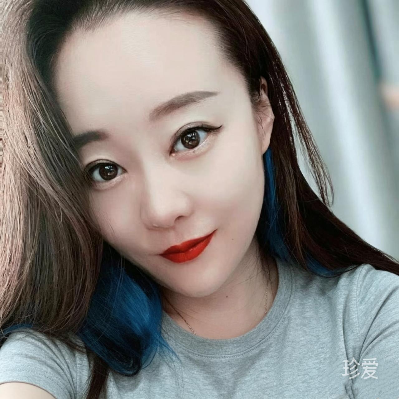 仰头吻你