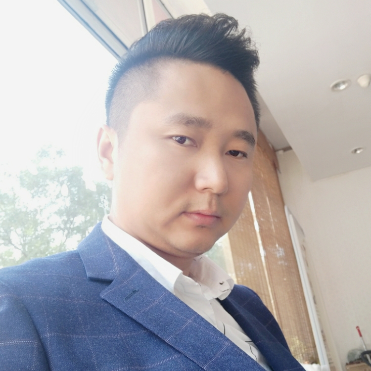 我負責賺錢養(yǎng)家