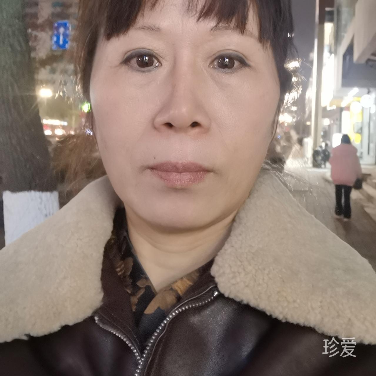 灯光再亮也抱住你