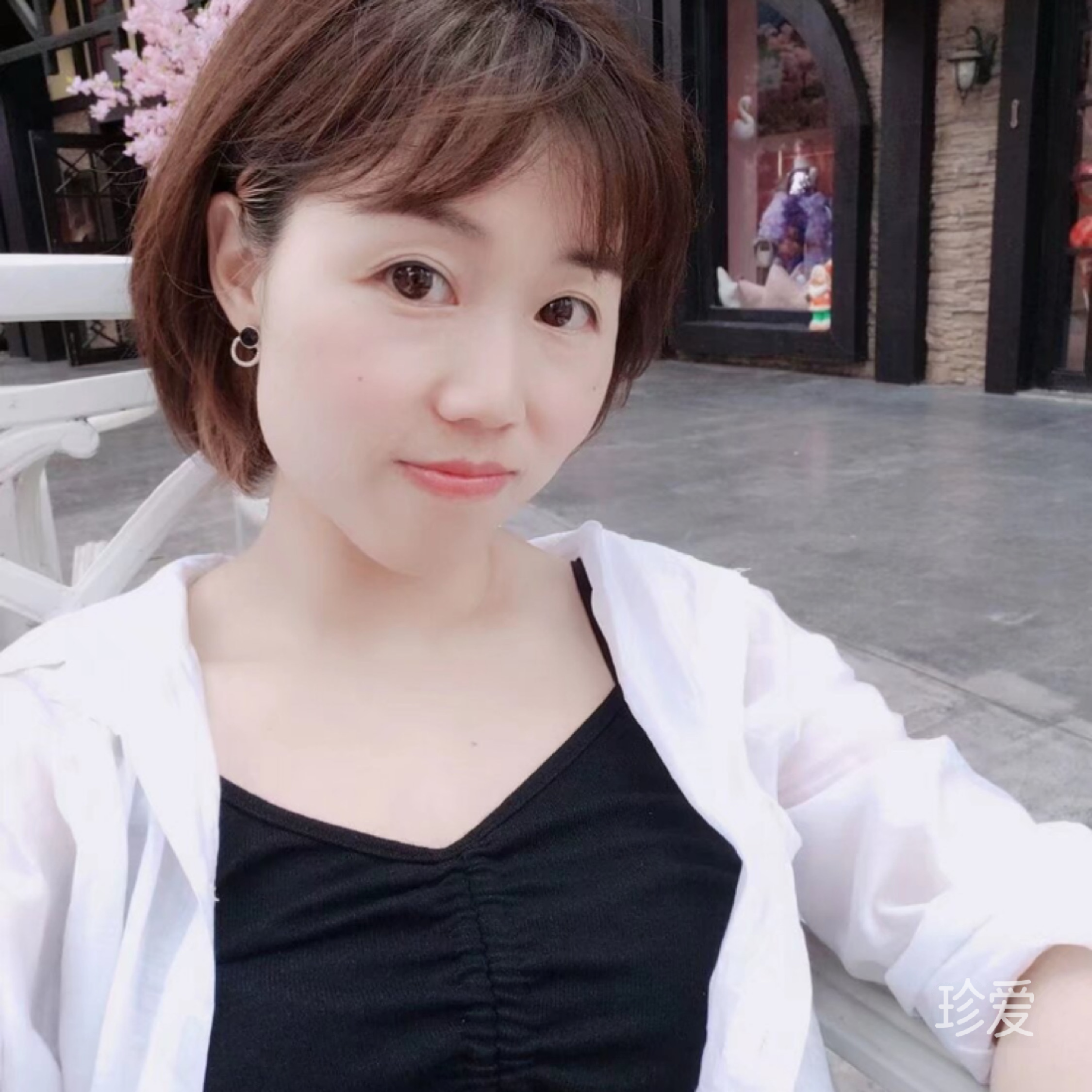 小鱼吐泡泡