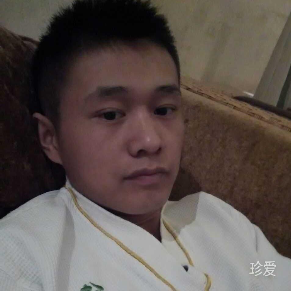 大明湖畔夏雨荷