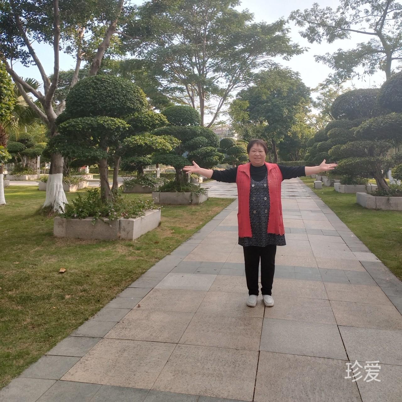 为了生活打拼的女