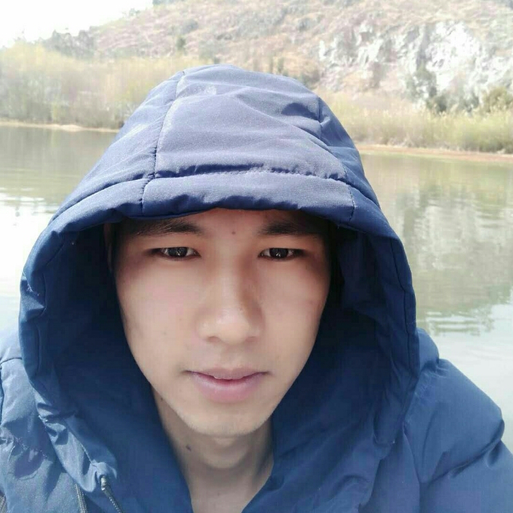 人無(wú)再少年