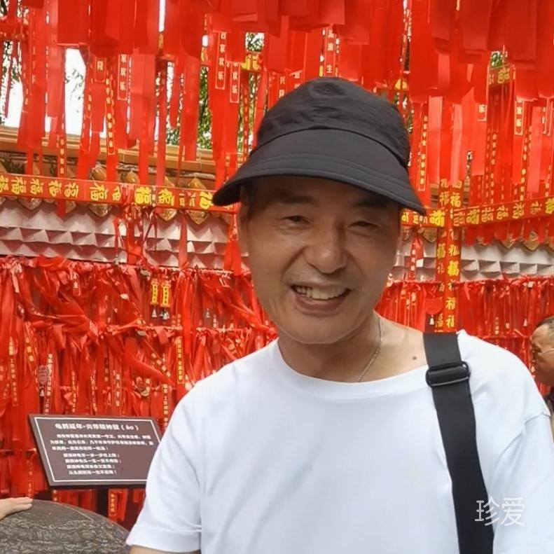 穿過(guò)海的風(fēng)聲