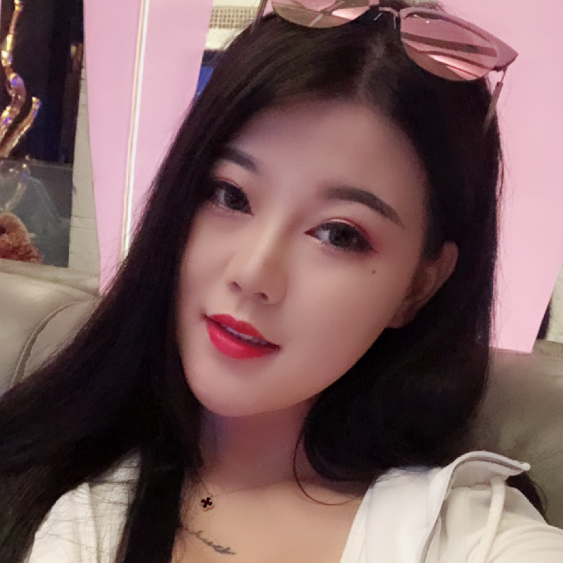 清晨女孩
