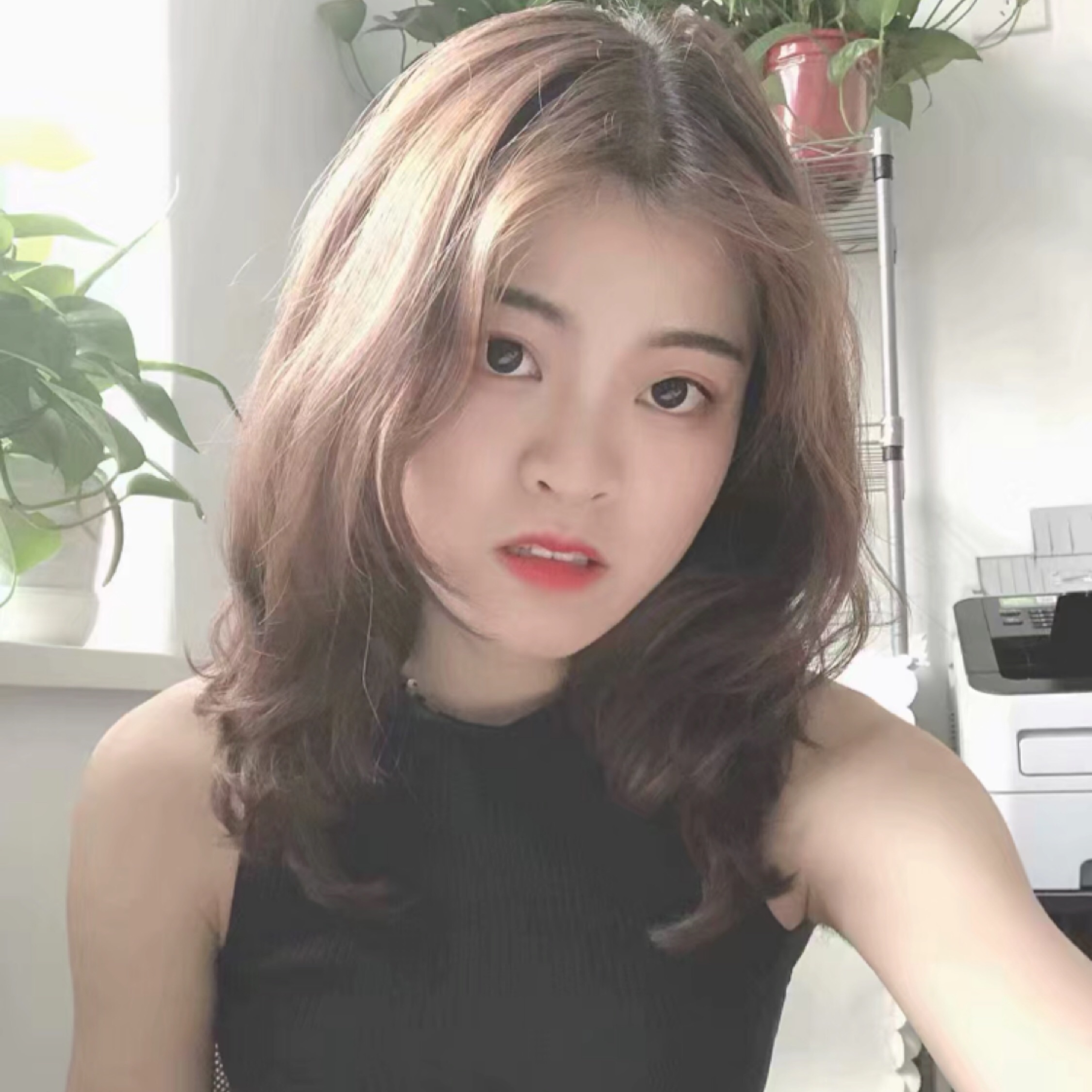 有酒窝的小姑娘