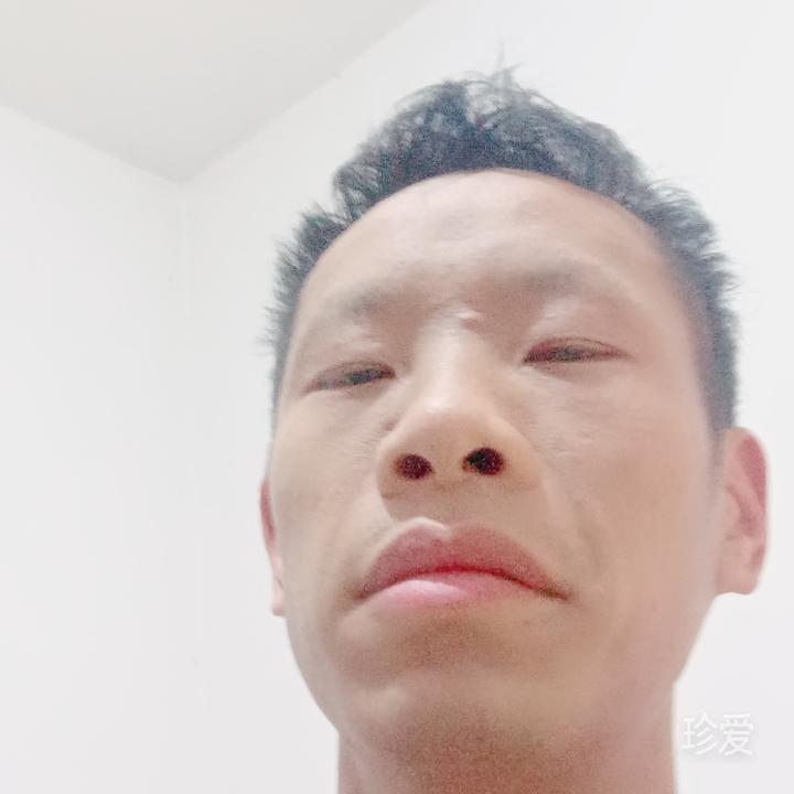 渴望愛情的男人