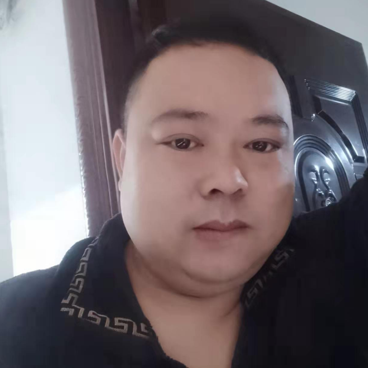 一房两人三餐四季