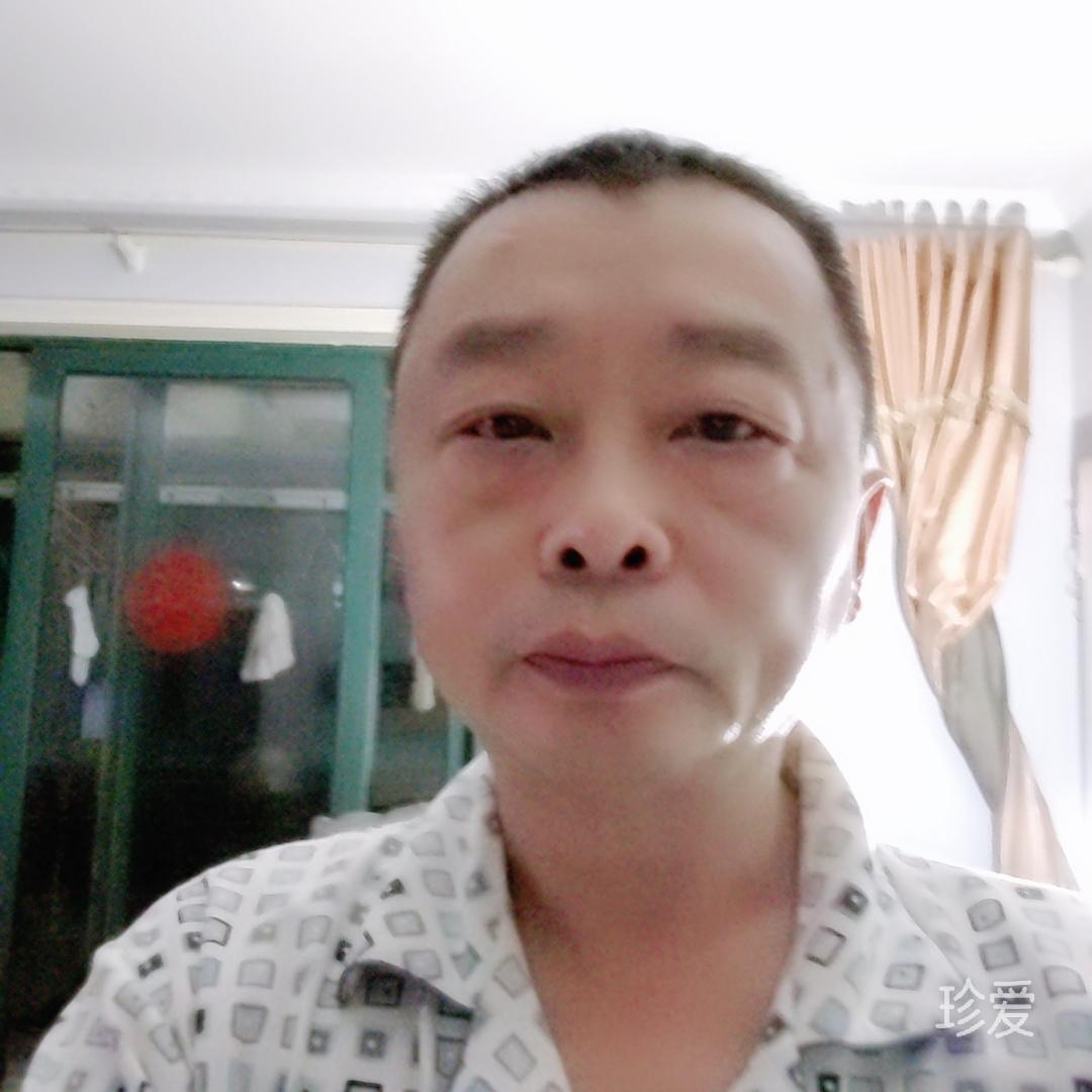 寂寞望孤灯