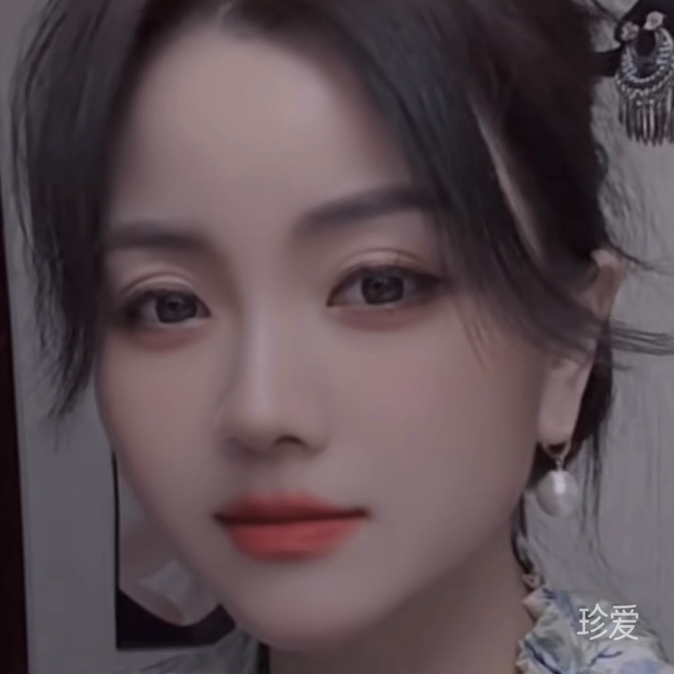 弯弯的月