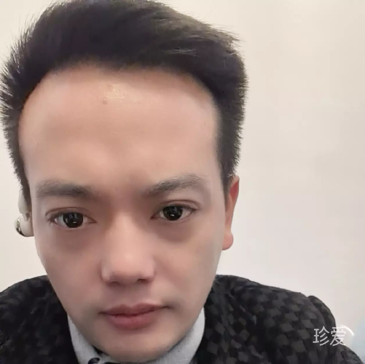 等待某人的到来