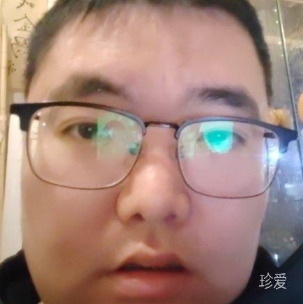 爱听民谣的张老师