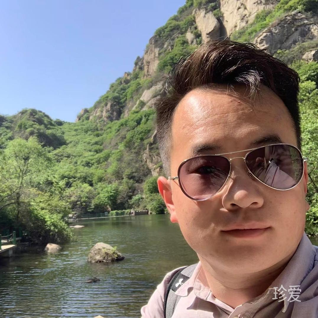 年少纵马且长歌