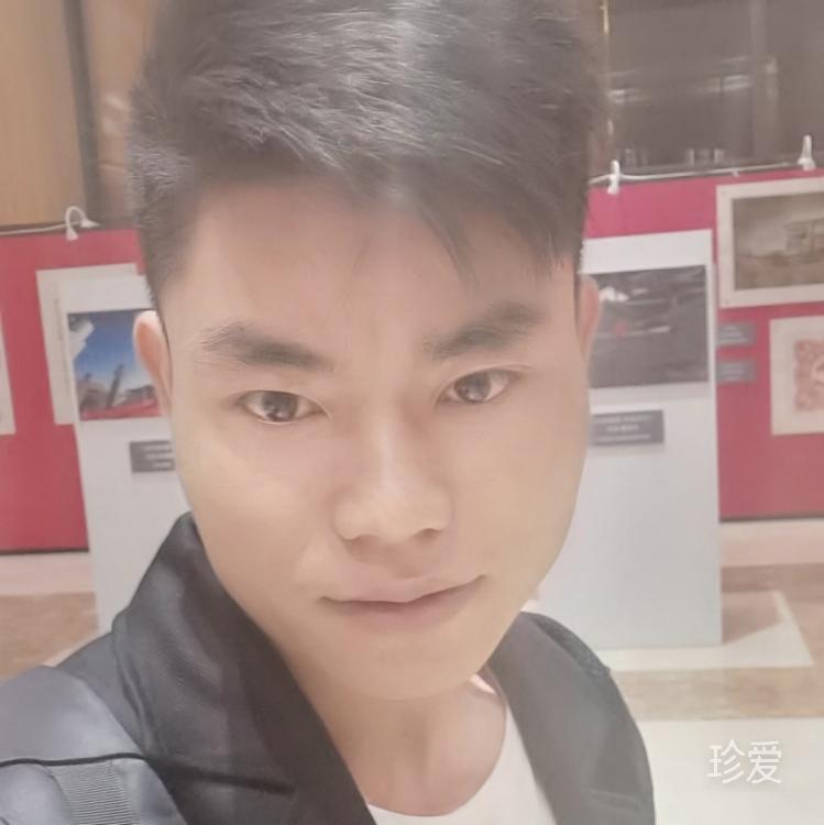 醉眼望云烟