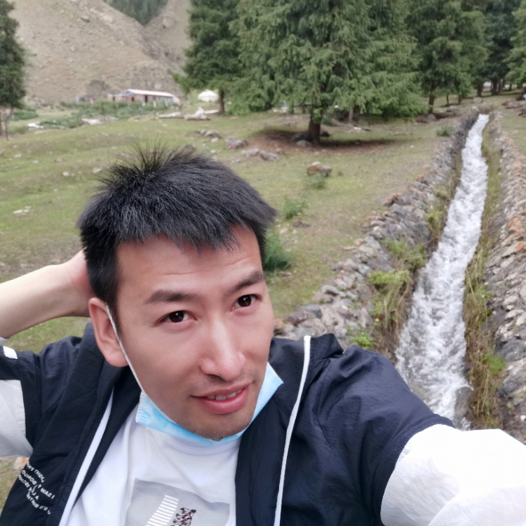 清風(fēng)徐來(lái)渡一人來(lái)