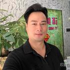 一個(gè)小男孩的爸爸